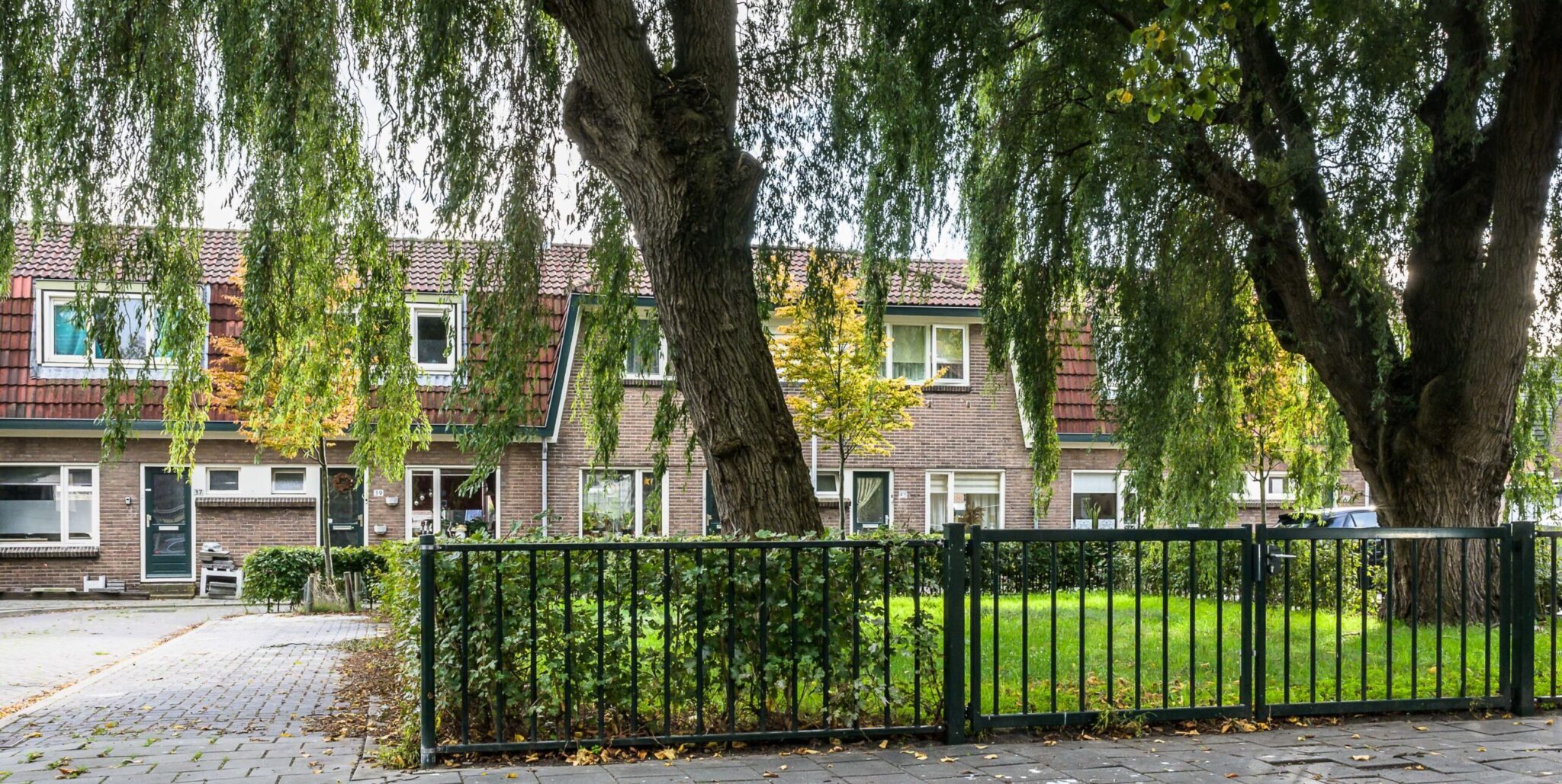 Spelling los of aan elkaar Hendrikx van der Spek